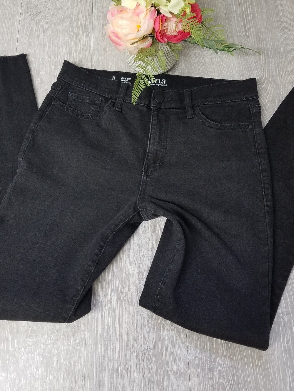 a.n.a. High Rise Skinny Jeans